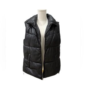 Sebby Collection Black Puffer Vest Faux Leather | Size Large Minimalist Timeless